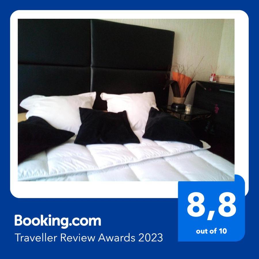 # Prix "Travellers Awards 2023 Et 2024" Lac Leman Velos Viarhona Geneve Annecy Valleiry Buitenkant foto